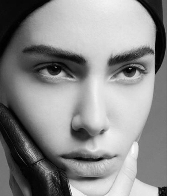 Tako Natsvlishvili - Stunning 16-year old Georgian model appears at Versace fashion show geotv.ge